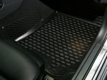 Резиновые (полимерные) коврики (4 шт.) на VW Caddy с 2007 г.в.