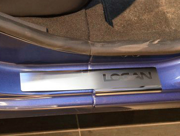 Накладки на пороги Renault Logan II MCV (с 2010г. выпуска)