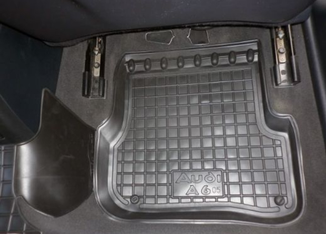 Резиновые коврики на Audi А6 (с 2006 г. выпуска)