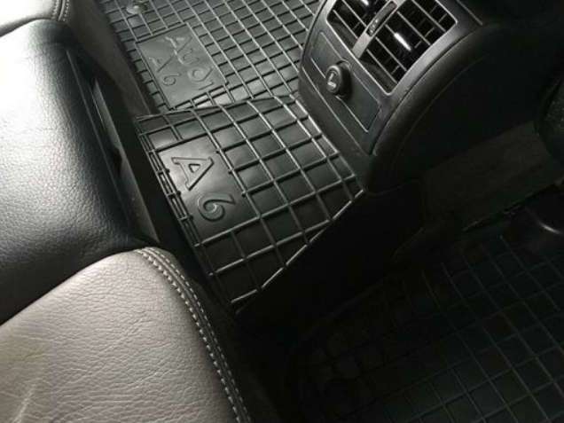 Резиновые коврики на Audi A6 (C5) (1997-2004г. выпуска)