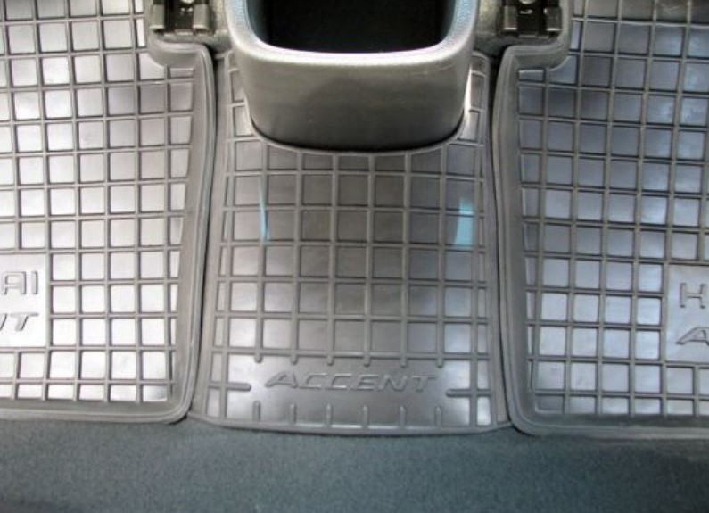Резиновые коврики на Hyundai Accent (с 2011 г.выпуска)