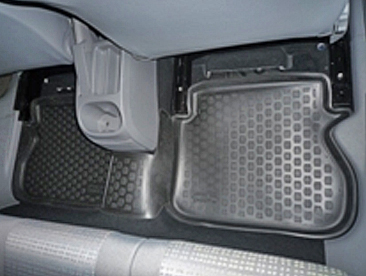 Резиновые коврики (полимерные автоковрики) для Volkswagen Caddy с 2003-2020