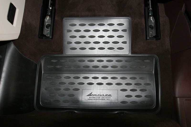 Резиновые (полимерные) коврики (4 шт) на LAND ROVER Range Rover Evoque с 2011 г.в.