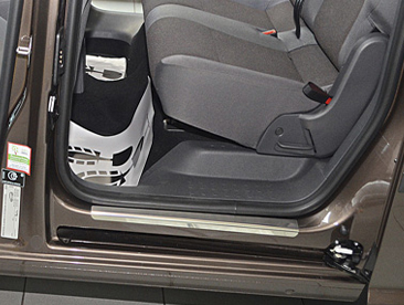 Накладки на пороги Volkswagen Caddy IV (с 2015г. выпуска)