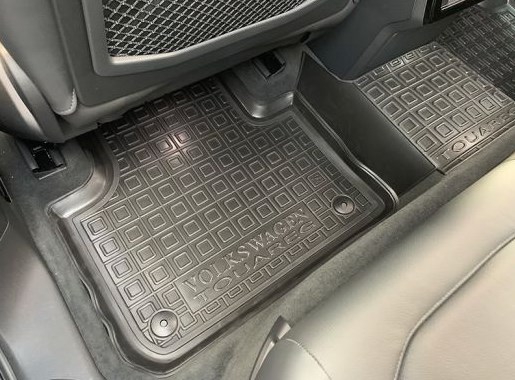 Резиновые коврики на Volkswagen Touareg III (c 2018-...)
