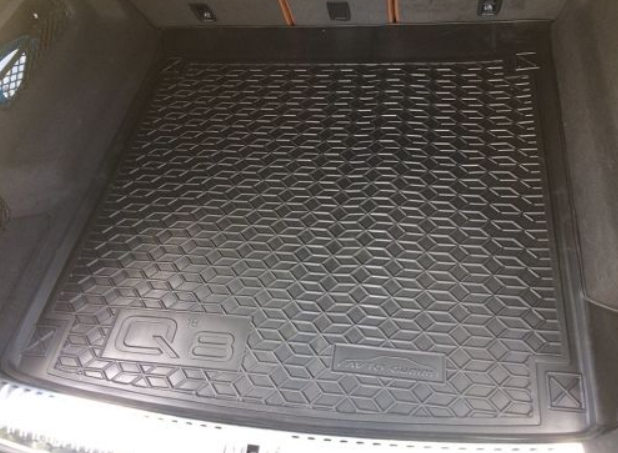 Коврик в багажник Audi Q8