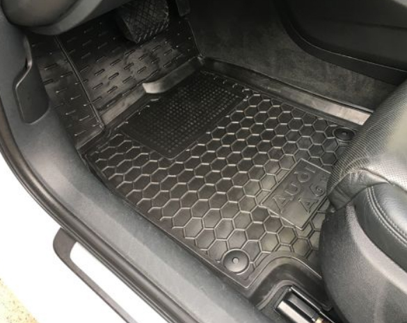 Резиновые коврики Audi A6 (кузов C7, с 2011 по 2018 г.в.)