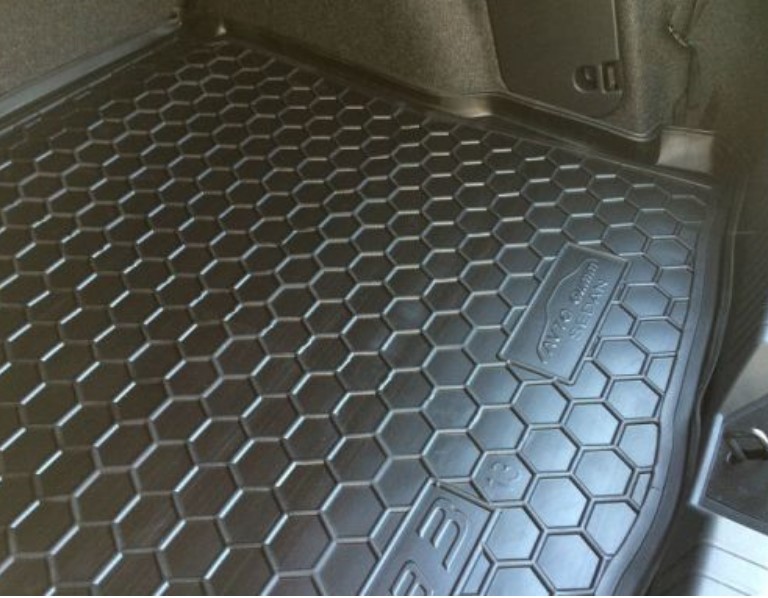 Коврик в багажник Mazda 3 седан (с 2013 г.в.)