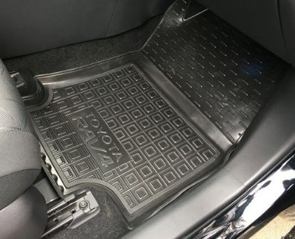 Резиновые коврики на Toyota RAV4 V Hybrid (c 2019-...)