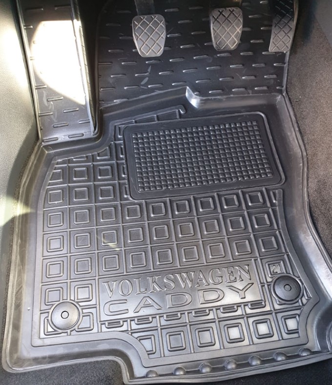 Резиновые коврики на Volkswagen Caddy V (c 2021-...)