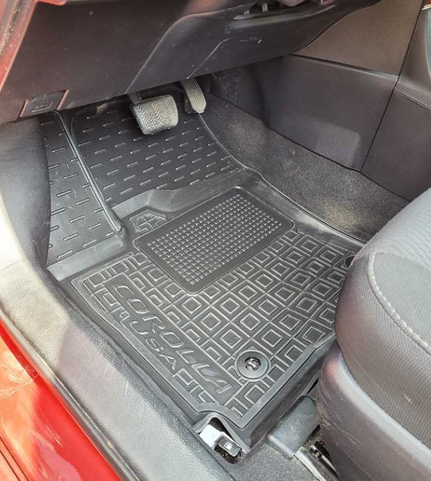 Резиновые коврики Toyota Corolla USA (с 2013 г.в.)