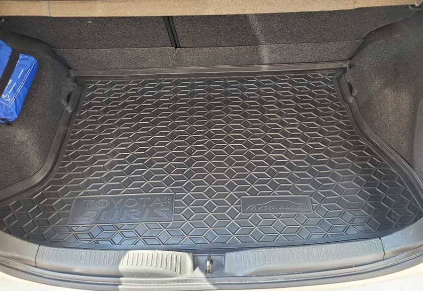 Коврик в багажник Toyota Auris (с 2013 г.в.)