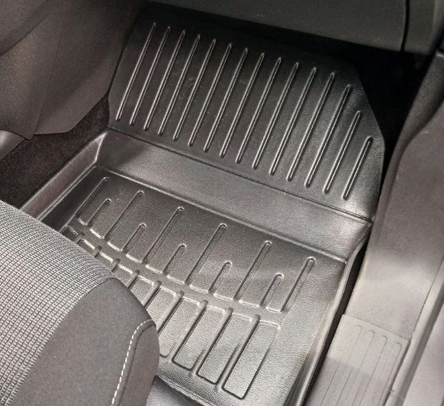 Резиновые коврики (с высоким бортиком) на Toyota Proace City Verso (c 2019 г.в.)