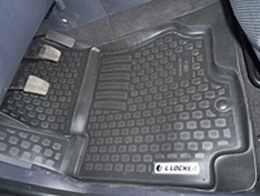 Резиновые коврики (полимерные автоковрики) для Hyundai i30 hb с 2007 - ...